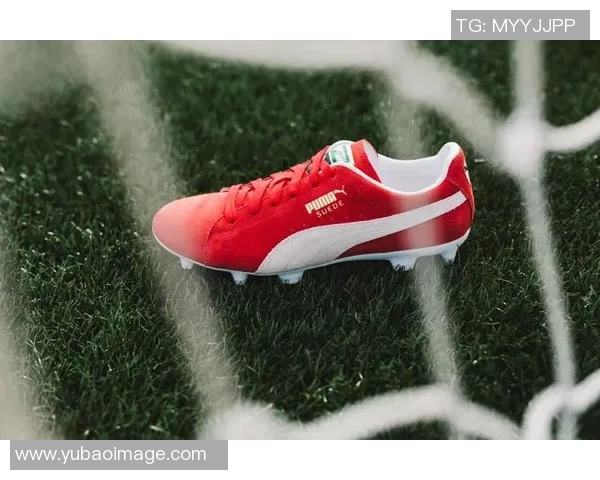 足球明星携手可乐打造激情广告引领年轻潮流风尚